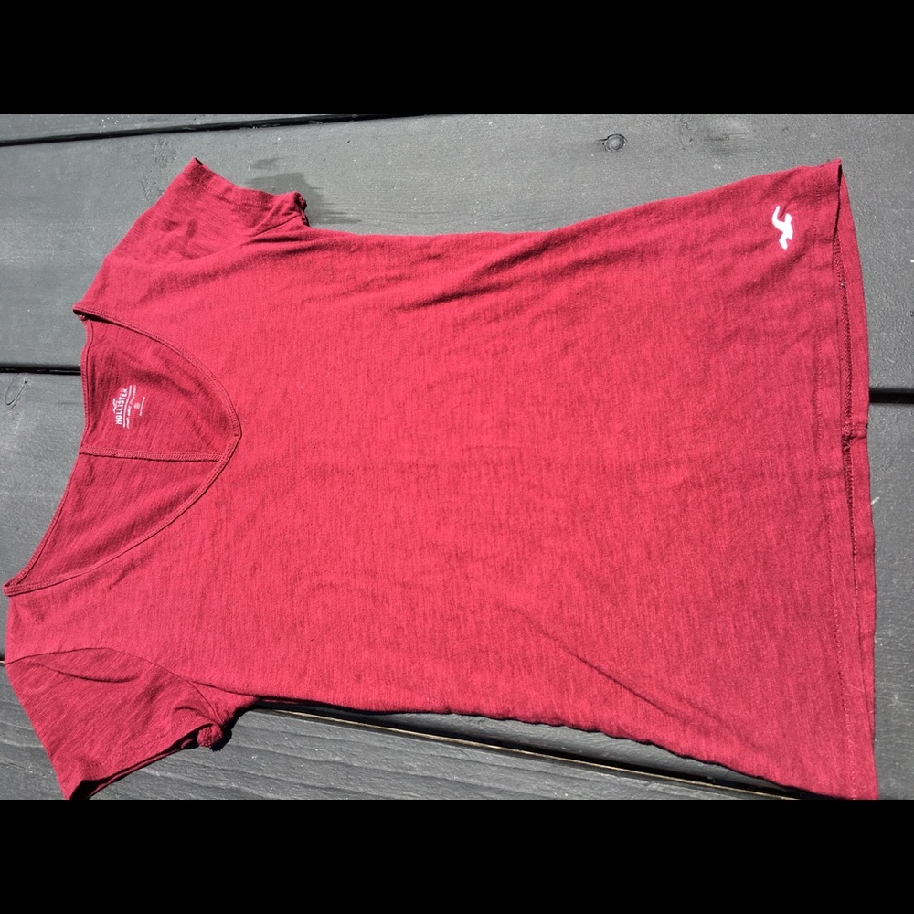 American Eagle v neck